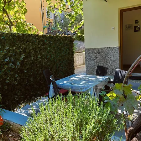 Nevena Apartmán *